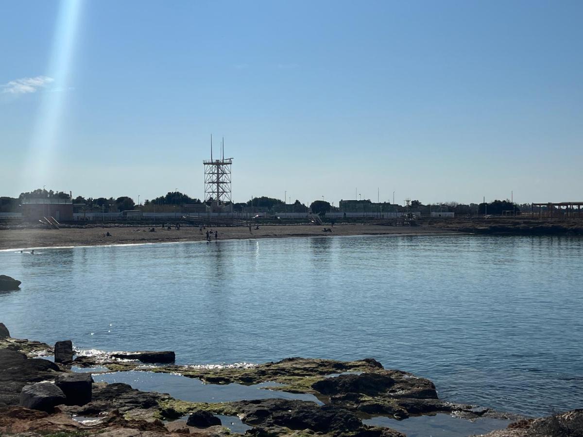 Calamaterdomini A 2 Passi Dal Mare Brindisi Exterior photo